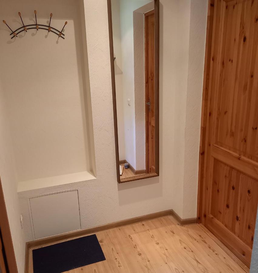 Ferienwohnung Ozolu Gatve 2- No Cesim 7 Km Jānamuiža Exterior foto